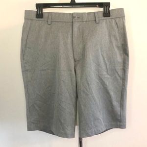 Greg Norman Gray Classic Travel Shorts size 32